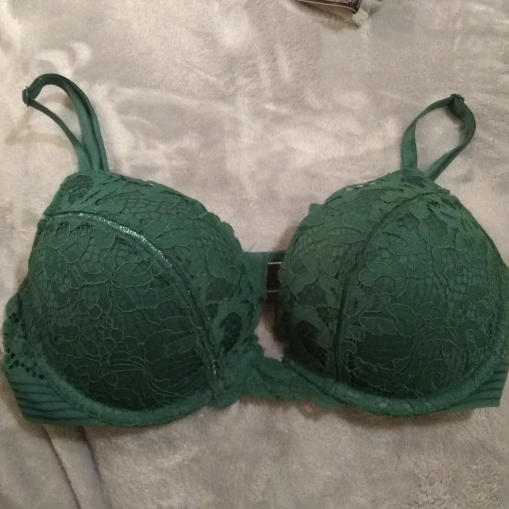 Victoria secret bombshell bra